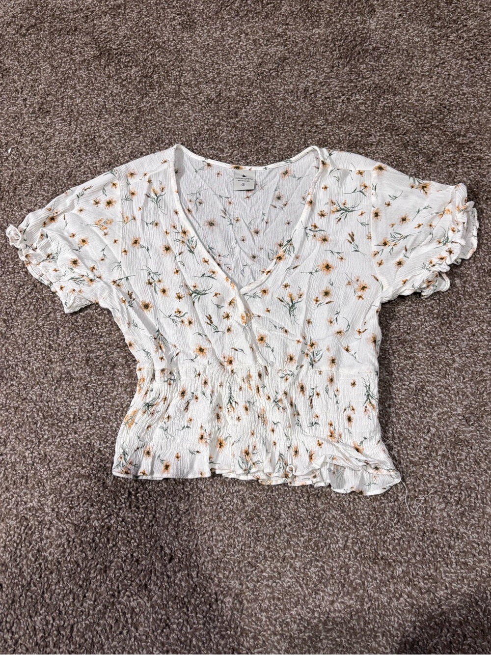 Paper Crane White Floral V-Neck Smocked Waist Blouse